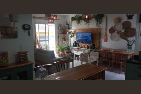 Casa à venda com 2 quartos, 153m² em Vila Santa Teresa, Santo André