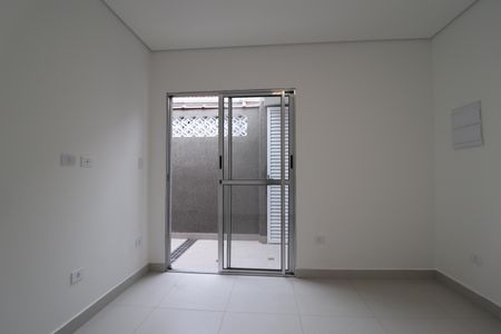 Casa à venda com 100m², 2 quartos e 3 vagasSala