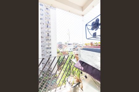 Varanda  de apartamento à venda com 2 quartos, 61m² em Veloso, Osasco