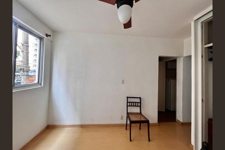 Apartamento à venda com 48m², 1 quarto e sem vagaQuarto