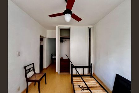 Apartamento à venda com 48m², 1 quarto e sem vagaQuarto