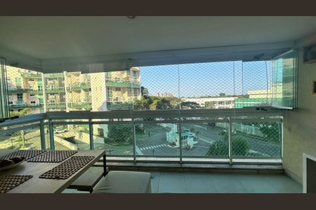 Apartamento à venda com 78m², 2 quartos e 1 vagaVaranda