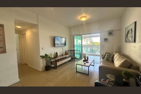 Sala de apartamento à venda com 2 quartos, 78m² em Barra da Tijuca, Rio de Janeiro