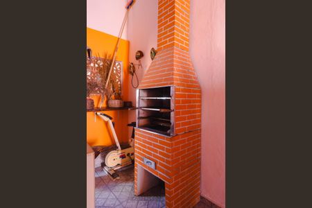 Casa à venda com 250m², 2 quartos e 4 vagas Casa à venda com 250m², 2 quartos e 4 vagasÁrea externa