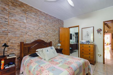 Casa à venda com 250m², 2 quartos e 4 vagas Casa à venda com 250m², 2 quartos e 4 vagasSuíte