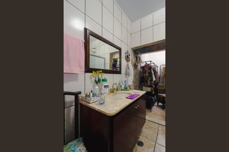 Casa à venda com 250m², 2 quartos e 4 vagas Casa à venda com 250m², 2 quartos e 4 vagasBanheiro da Suíte