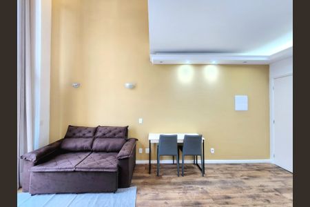 Sala de apartamento à venda com 1 quarto, 48m² em Vila Olímpia, São Paulo