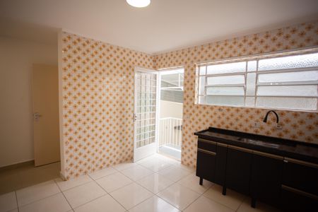 Casa para alugar com 147m², 2 quartos e 2 vagasCozinha