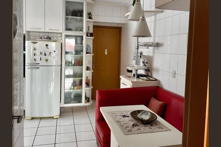 Cozinha de apartamento à venda com 4 quartos, 104m² em Chácara Santo Antônio (Zona Sul), São Paulo