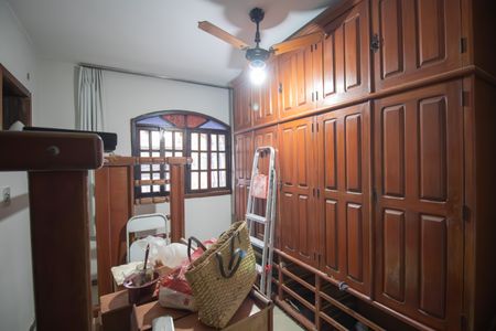 Suíte 1 de casa para alugar com 2 quartos, 60m² em Pião, São Gonçalo