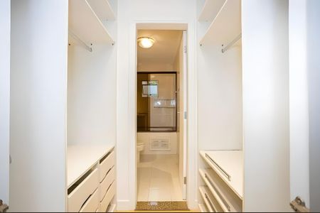 Casa para alugar com 154m², 3 quartos e 1 vagaCloset