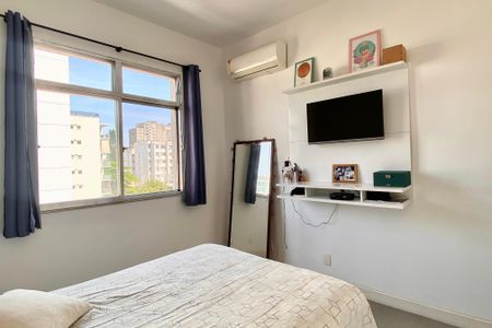 Quarto de apartamento para alugar com 2 quartos, 80m² em Botafogo, Rio de Janeiro