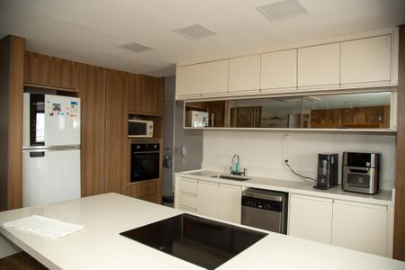 Apartamento para alugar com 113m², 2 quartos e 2 vagasCozinha