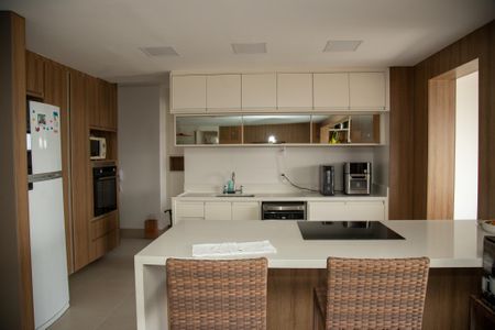 Apartamento para alugar com 113m², 2 quartos e 2 vagasCozinha