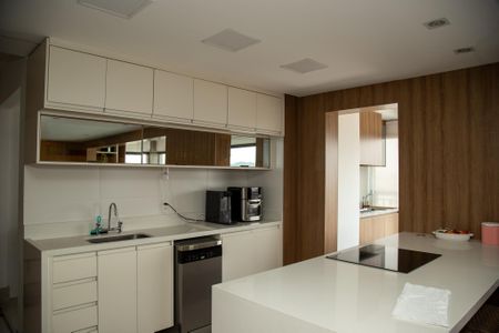 Apartamento para alugar com 113m², 2 quartos e 2 vagasCozinha