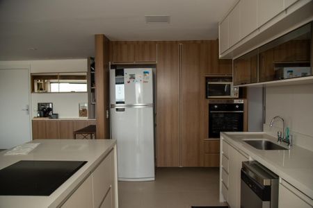 Apartamento para alugar com 113m², 2 quartos e 2 vagasCozinha