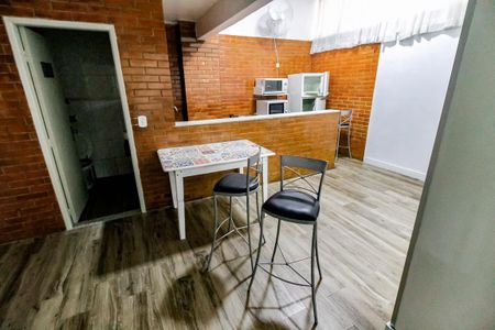 Apartamento para alugar com 72m², 2 quartos e 1 vaga Apartamento para alugar com 72m², 2 quartos e 1 vagaÁrea comum - Salão de festas