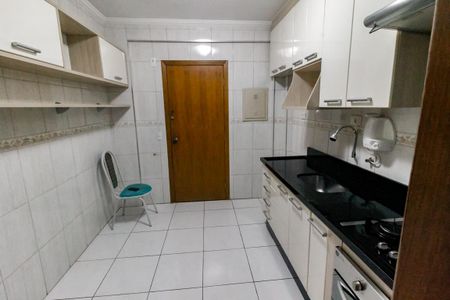 Apartamento para alugar com 72m², 2 quartos e 1 vaga Apartamento para alugar com 72m², 2 quartos e 1 vagaCozinha
