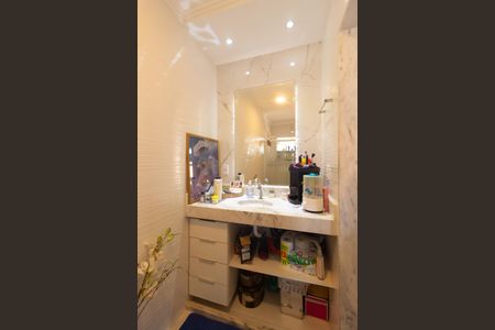 Casa para alugar com 675m², 4 quartos e 3 vagas Casa para alugar com 675m², 4 quartos e 3 vagasBanheiro da Suíte 2