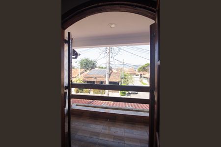 Casa para alugar com 675m², 4 quartos e 3 vagas Casa para alugar com 675m², 4 quartos e 3 vagasVaranda da Suíte 2