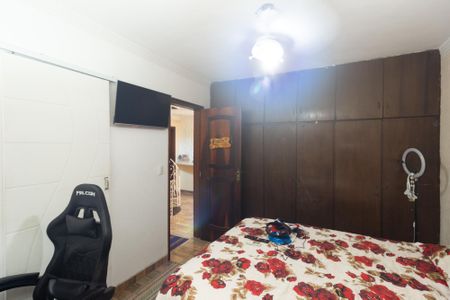 Casa para alugar com 675m², 4 quartos e 3 vagas Casa para alugar com 675m², 4 quartos e 3 vagasSuíte 2