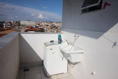 Apartamento à venda com 136m², 3 quartos e 1 vagaÁrea de Serviço