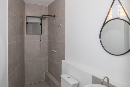Apartamento para alugar com 94m², 3 quartos e 1 vaga Apartamento para alugar com 94m², 3 quartos e 1 vagaBanheiro da Suíte
