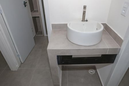 Apartamento para alugar com 94m², 3 quartos e 1 vaga Apartamento para alugar com 94m², 3 quartos e 1 vagaBanheiro Social