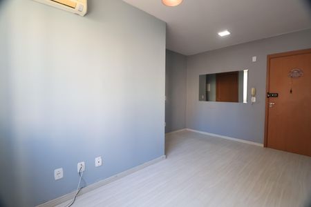 Sala de apartamento para alugar com 2 quartos, 52m² em Olaria, Canoas