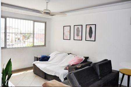 Apartamento à venda com 84m², 3 quartos e 1 vagaSala