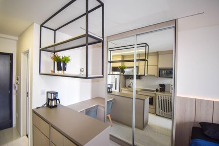 Studio para alugar com 31m², 1 quarto e sem vaga Studio para alugar com 31m², 1 quarto e sem vagaCozinha e Área de Serviço