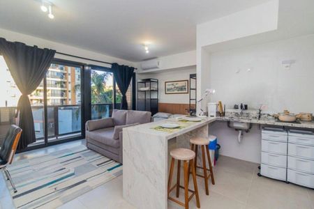 Cozinha de kitnet/studio para alugar com 1 quarto, 36m² em Boa Vista, Porto Alegre