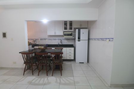 Sala de apartamento para alugar com 2 quartos, 55m² em Vila Julia, Guarujá