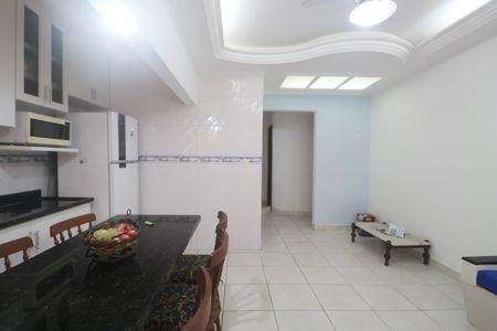Sala de apartamento para alugar com 2 quartos, 55m² em Vila Julia, Guarujá