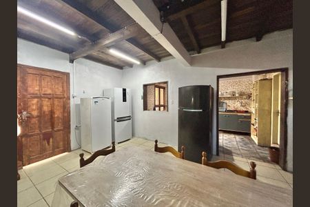 Apartamento à venda com 140m², 3 quartos e 2 vagas Apartamento à venda com 140m², 3 quartos e 2 vagasCozinha
