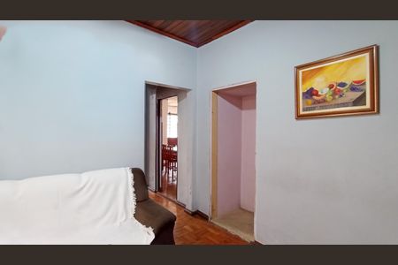 Casa à venda com 150m², 3 quartos e 1 vaga Casa à venda com 150m², 3 quartos e 1 vagaSala