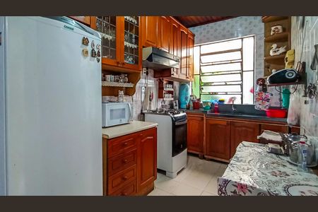 Casa à venda com 150m², 3 quartos e 1 vaga Casa à venda com 150m², 3 quartos e 1 vagaCozinha