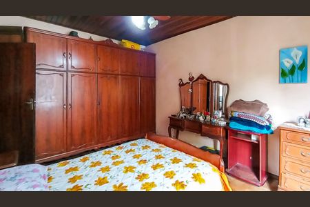 Casa à venda com 150m², 3 quartos e 1 vaga Casa à venda com 150m², 3 quartos e 1 vagaSuíte