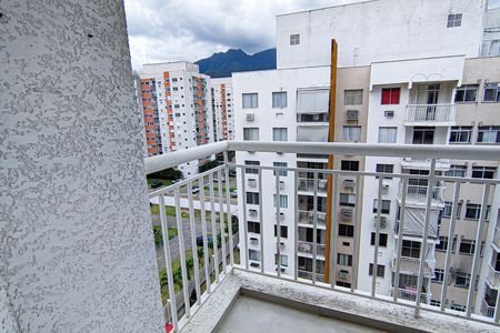 Varanda de apartamento à venda com 2 quartos, 50m² em Anil, Rio de Janeiro