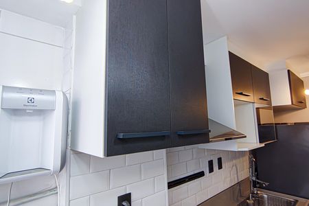 Apartamento à venda com 50m², 2 quartos e 1 vaga Apartamento à venda com 50m², 2 quartos e 1 vagaCozinha e Área de Serviço