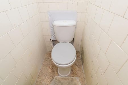 Apartamento à venda com 132m², 2 quartos e 1 vaga Apartamento à venda com 132m², 2 quartos e 1 vagaBanheiro de serviço