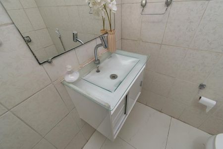 Apartamento à venda com 132m², 2 quartos e 1 vaga Apartamento à venda com 132m², 2 quartos e 1 vagaBanheiro