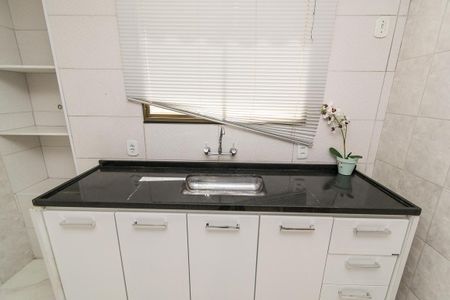 Apartamento à venda com 132m², 2 quartos e 1 vaga Apartamento à venda com 132m², 2 quartos e 1 vagaCozinha