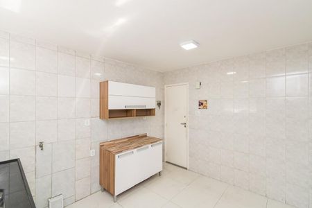 Apartamento à venda com 132m², 2 quartos e 1 vaga Apartamento à venda com 132m², 2 quartos e 1 vagaCozinha