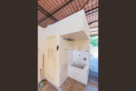 Apartamento à venda com 132m², 2 quartos e 1 vaga Apartamento à venda com 132m², 2 quartos e 1 vagaÁrea de Serviço