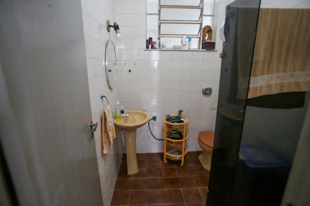Casa para alugar com 360m², 5 quartos e 3 vagasBanheiro Social