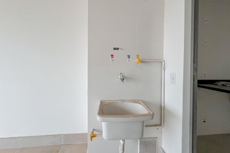 Apartamento à venda com 72m², 2 quartos e 1 vagaÁrea de Serviço