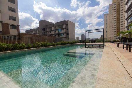 Apartamento à venda com 100m², 3 quartos e 2 vagas Apartamento à venda com 100m², 3 quartos e 2 vagasÁrea comum - Piscina