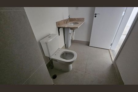 Apartamento à venda com 100m², 3 quartos e 2 vagas Apartamento à venda com 100m², 3 quartos e 2 vagasBanheiro 2