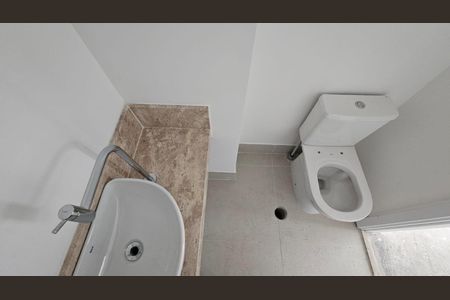 Apartamento à venda com 100m², 3 quartos e 2 vagas Apartamento à venda com 100m², 3 quartos e 2 vagasBanheiro 2